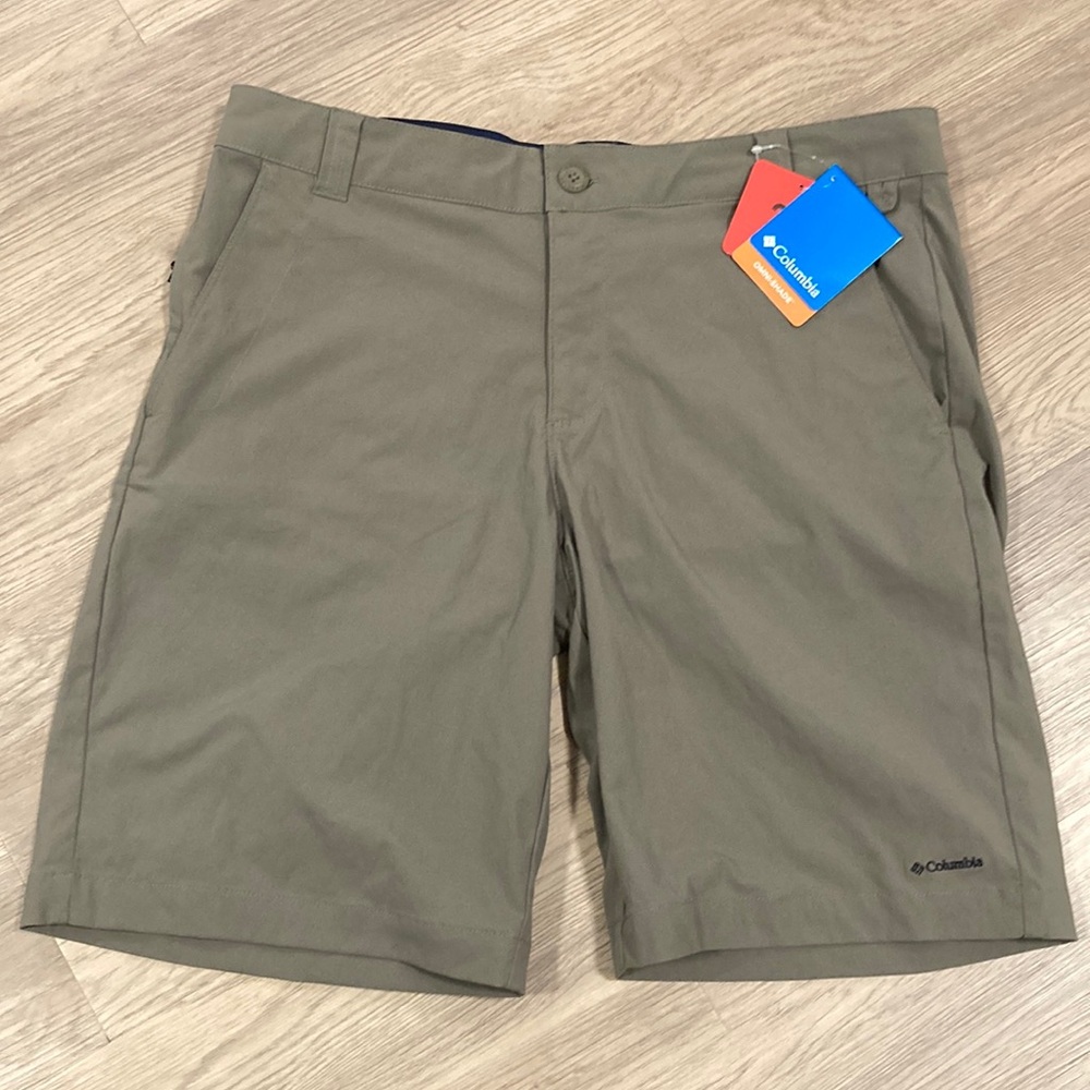 Columbia Tan Flat Front Shorts for Outdoor Adventures